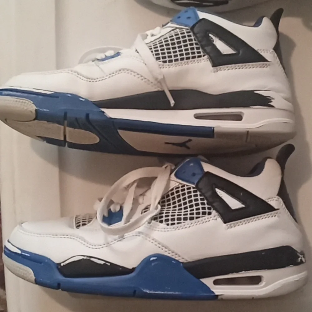 2 pairs Of Boy's Air Jordans